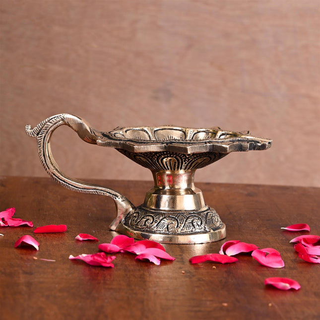 Brass Ethnic Hand carved Diya Lamp (3 Inch)