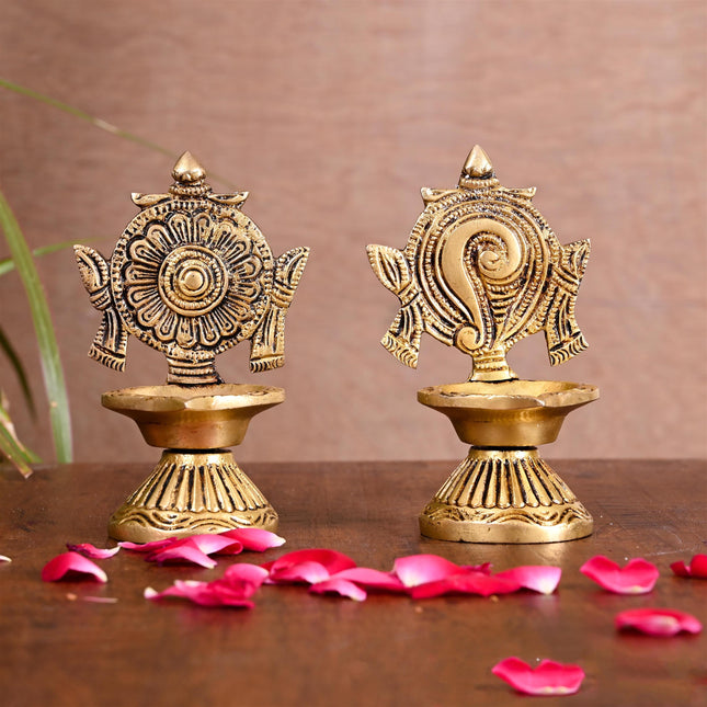 Brass Shankh Chakra Diya Set (4.3 Inch)