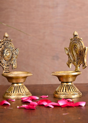 Brass Shankh Chakra Diya Set (4.3 Inch)