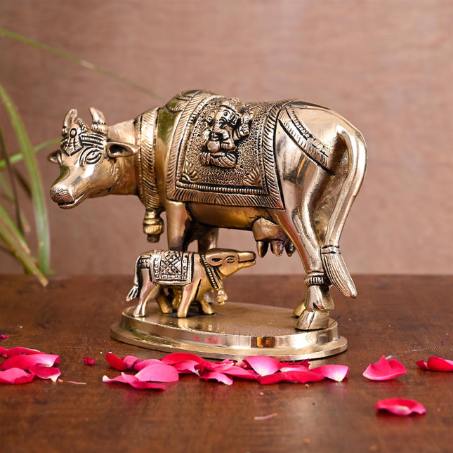 Brass Kamdhenu Cow With Calf Idol (4.5 Inch)