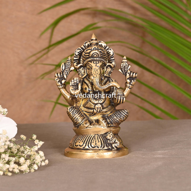 Brass Blessing Ganesha Idol (4.5 Inch)