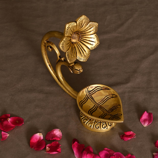 Brass Diya With Flower (5.8 Inch)
