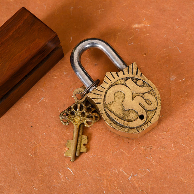 Brass Shiva Door Lock (4.5 Inch)