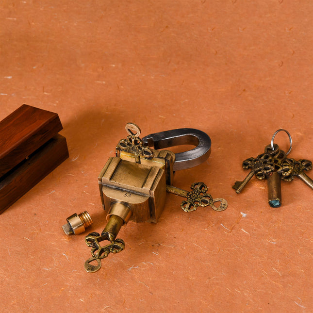 Brass Mystery Door Lock (5 Inch)