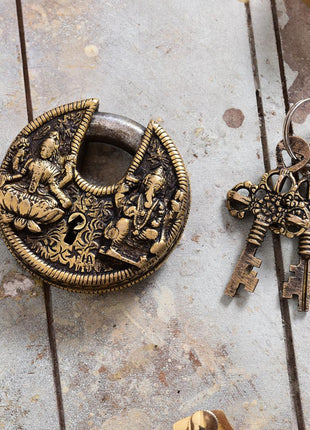 Brass Ganesha Lakshmi Round Door Lock (3 Inch)
