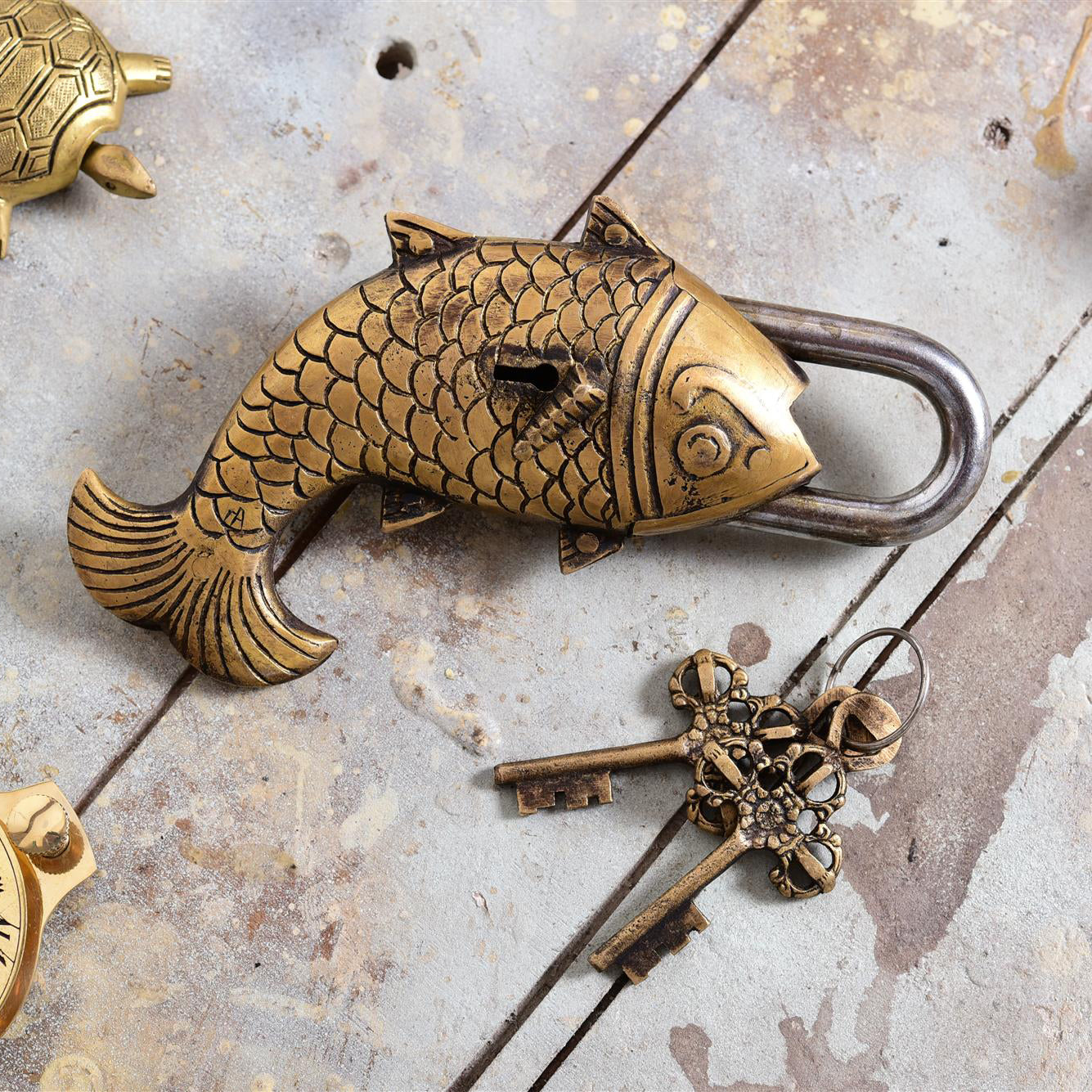 Brass Fish Door Lock With Two Keys (3 Inch) – Vedansh Craft