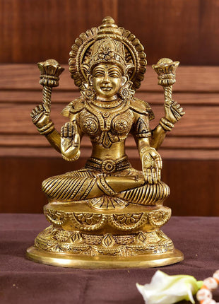 Brass Goddess Lakshmi Idol (7 Inch)