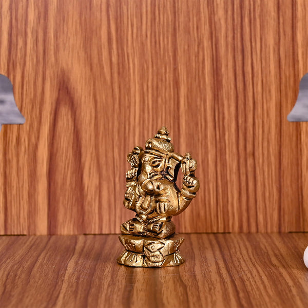 Brass Blessing Ganesha Idol (2.2 Inch)