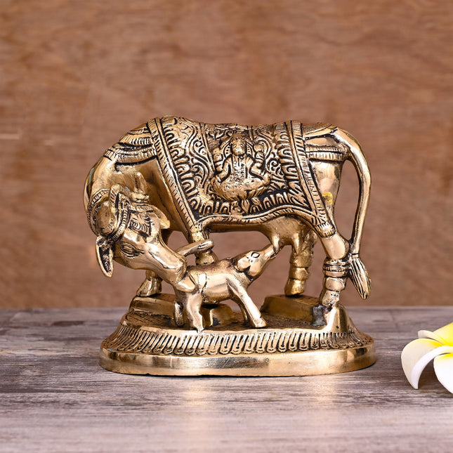 Brass Kamdhenu Cow With Calf Idol (4.5 Inch)