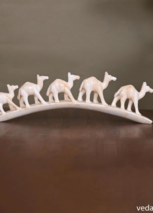 Camel Family Showpiece (3.5 Inch)