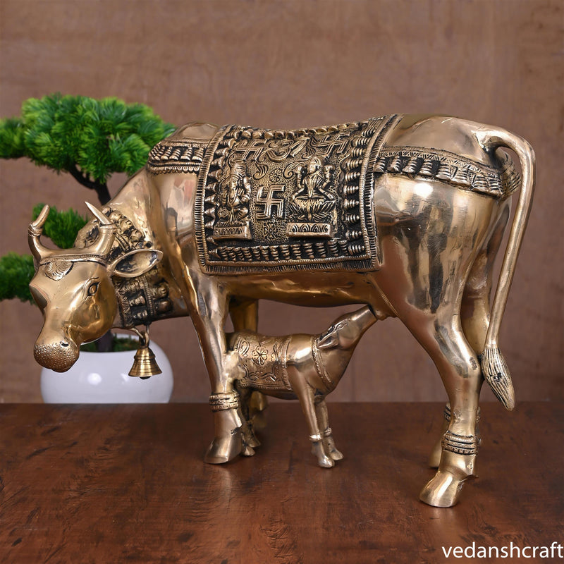 Brass Kamdhenu Cow With Calf Idol (11.5 Inch)
