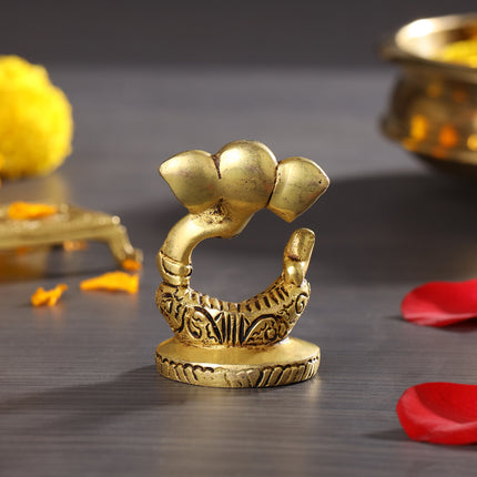 Brass Modern Ganesha Table Top Idol (2.7 Inch)
