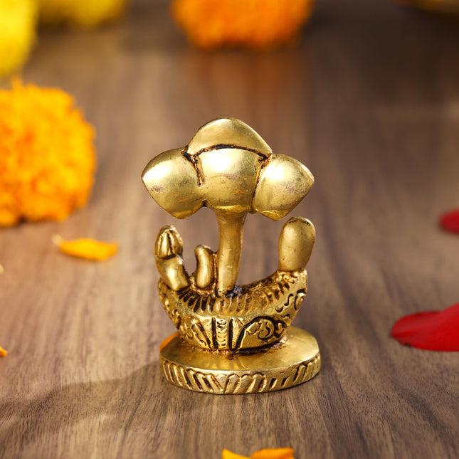 Brass Modern Ganesha Table Top Idol (3 Inch)