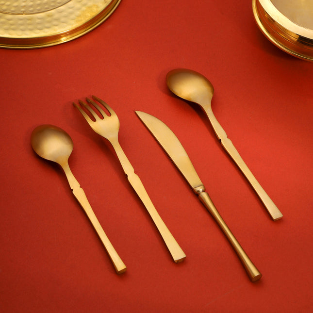 Brass Cutlery Set (Set Of 4)