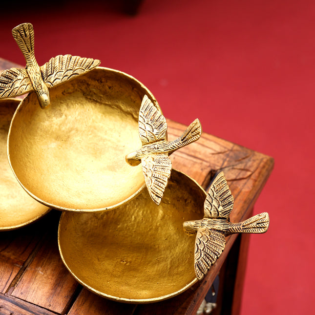 Brass Decorative Urli With Butterfly (6 Inch)