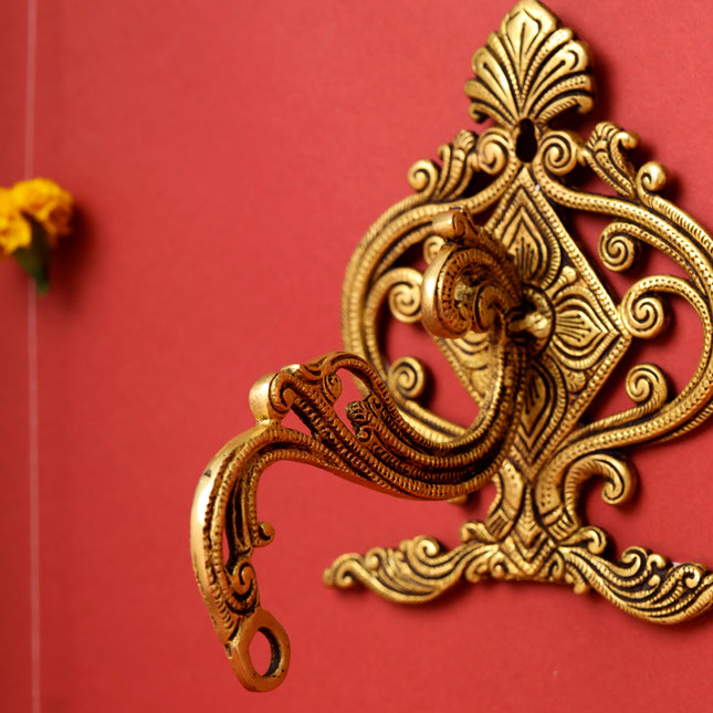 Brass Hanging Wall Mount Bracket (6.5 Inch)